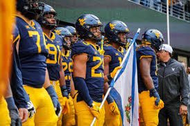 BigOak2026's tweet photo. I am blessed to receive an offer from @WVUfootball . Thank you @CoachChadScott for the opportunity to play at the next level. @CVHS_Football @coachoswalt @CVSDeagles https://t.co/xHg5SmpjPK