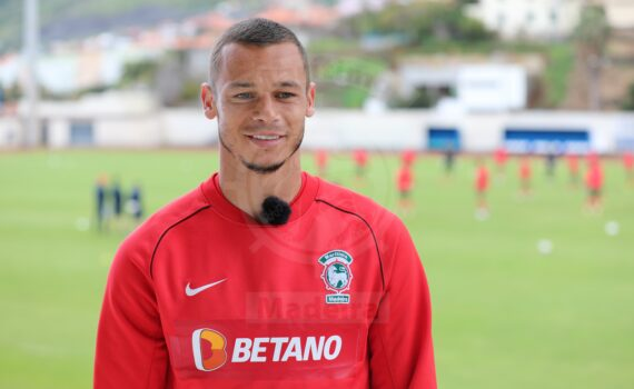 CabineSport's tweet photo. Edgar Costa acusou empresário de Bruno Fernandes de suborno para perder com Benfica, informa o Expresso.

No interrogatório a 25 de junho de 2019, Edgar Costa, admitiu ter sido um dos jogadores entrevistados sob anonimato pela SIC, na reportagem que denunciava subornos. https://t.co/31xRf7Sy8P