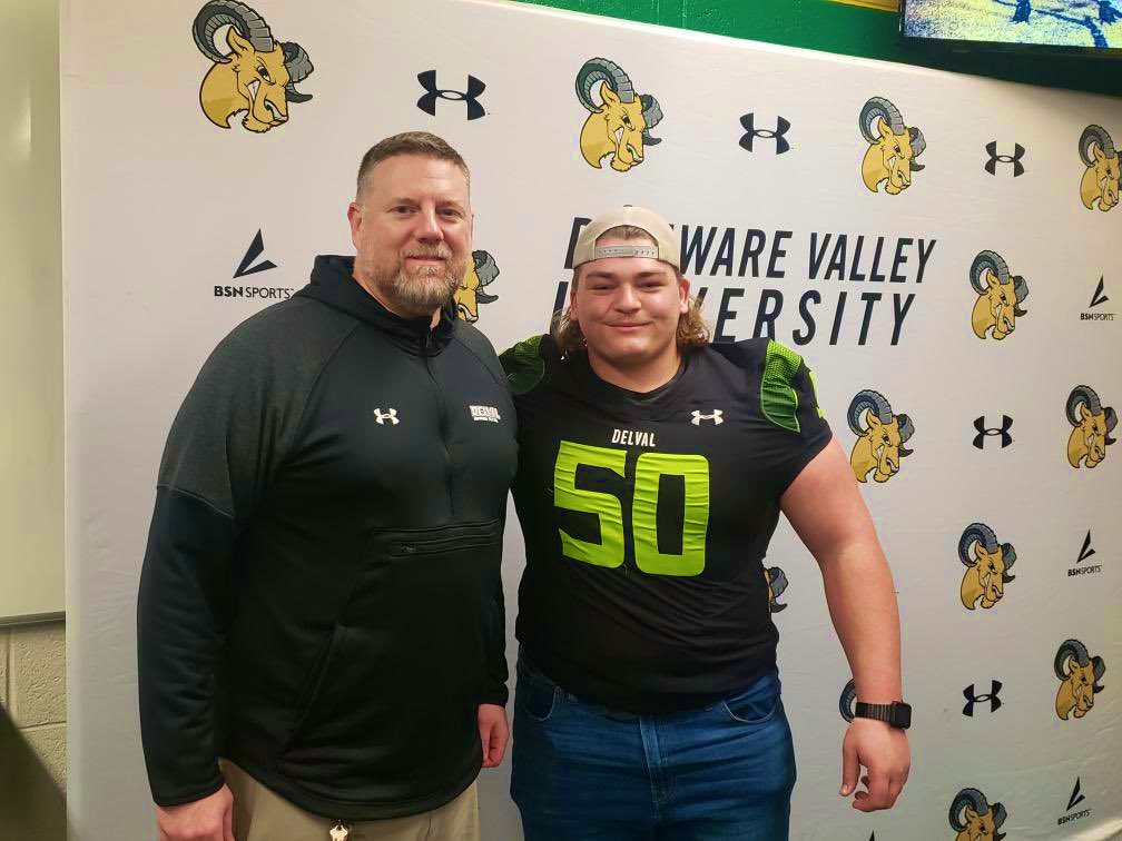 Blaeuer50's tweet photo. Amazing day at DelVal, had a great time getting to know the players and Coaching staff! Additional plus was meeting another Smyrna Great! @CoachGregFedick @DVUfootball @DVUAggies #TrenchBully https://t.co/ka9k9hm7zL
