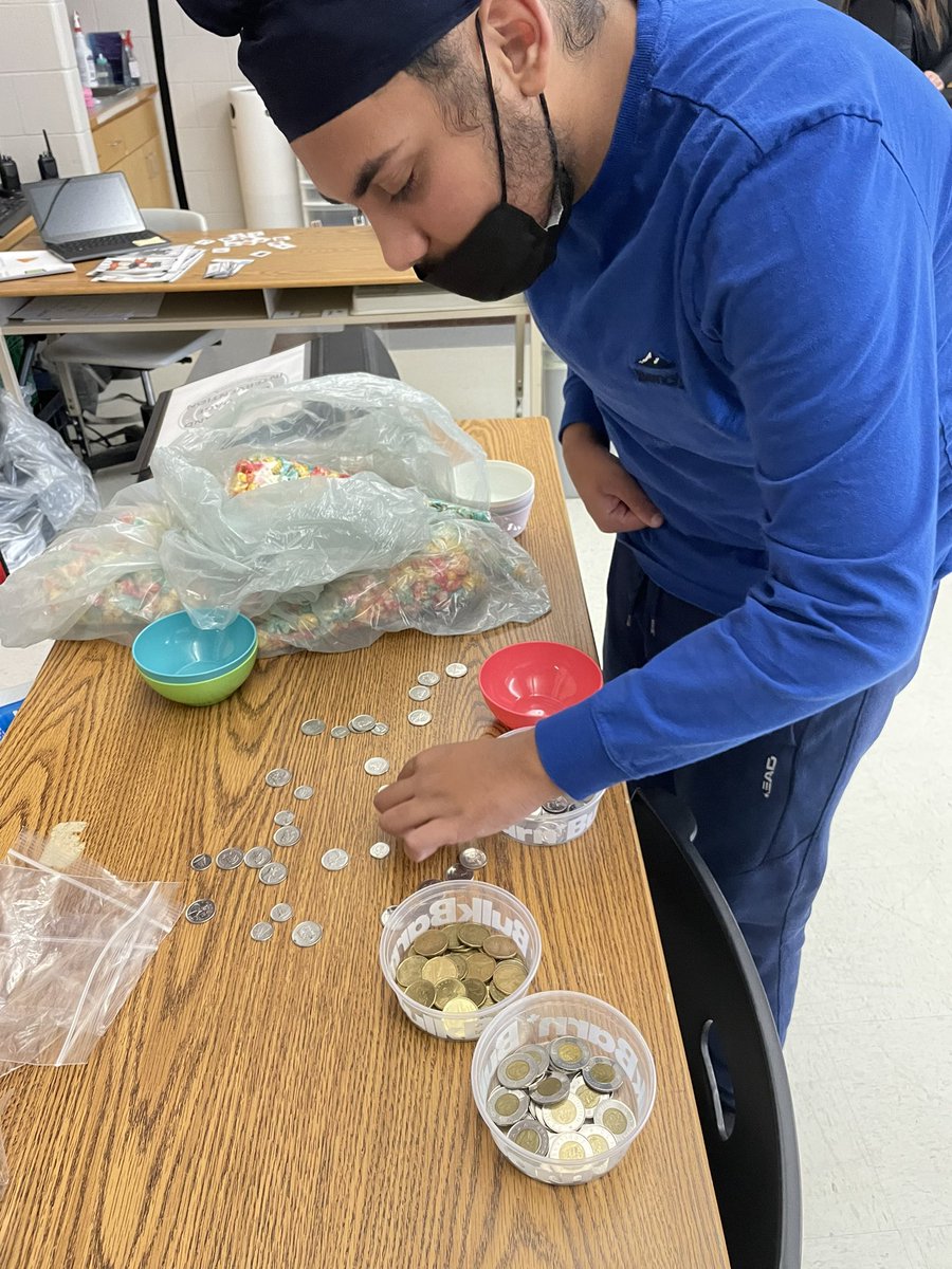 Mrs. Hammel tweet media