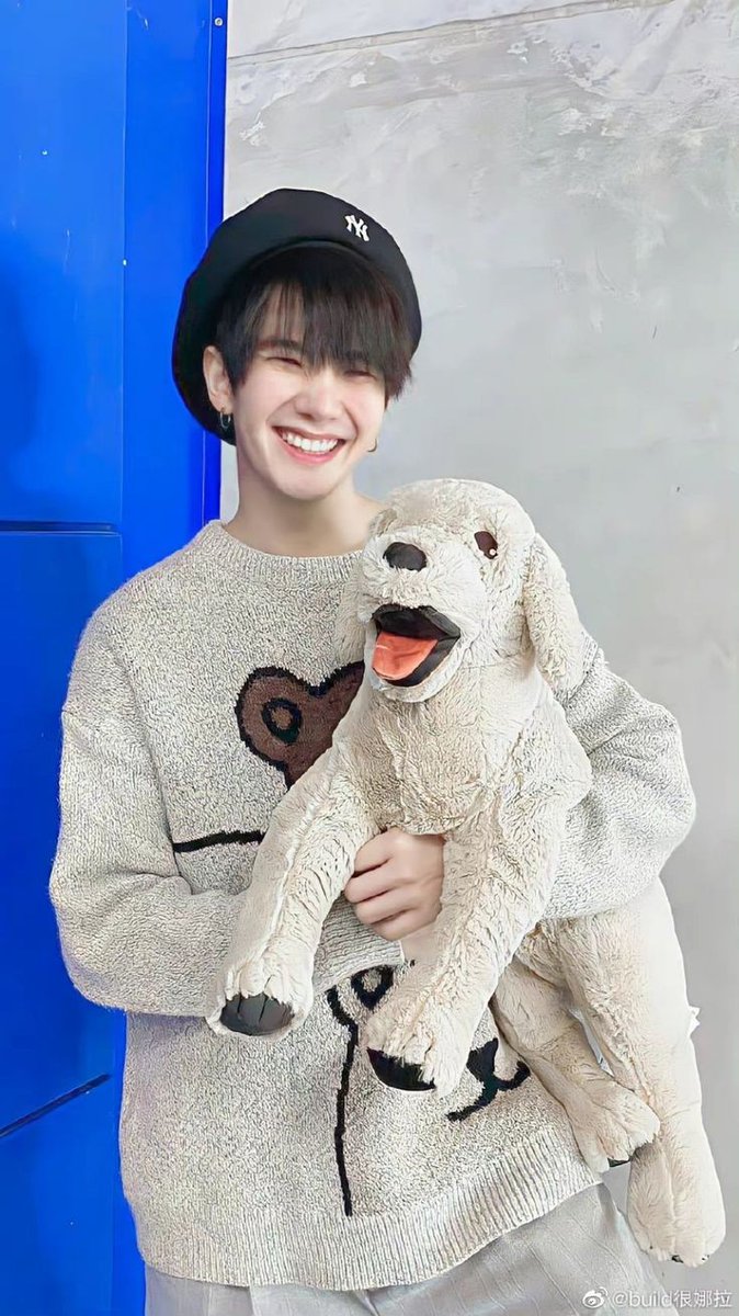 Hope_hoseokie's tweet photo. Eres la historia que siempre me gusta contar 💙💙🫂🫂🫂🇵🇪🇵🇪🇵🇪
#LatinAmericaiswithbuild #BuildJakapan #Beyourluve #Buildurluve #WeLoveBuild #LoveForBuild #buildjakapansupport #OurSunshineBuild https://t.co/Cg1bcbipZ3