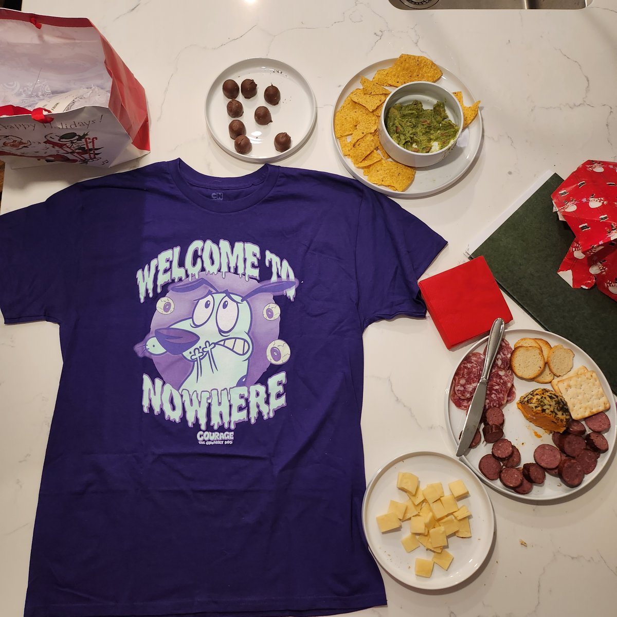 DillyDilworth's tweet photo. T/C/S/ sent me her holidaze gift. Not too shabby! https://t.co/ystGHwllgW