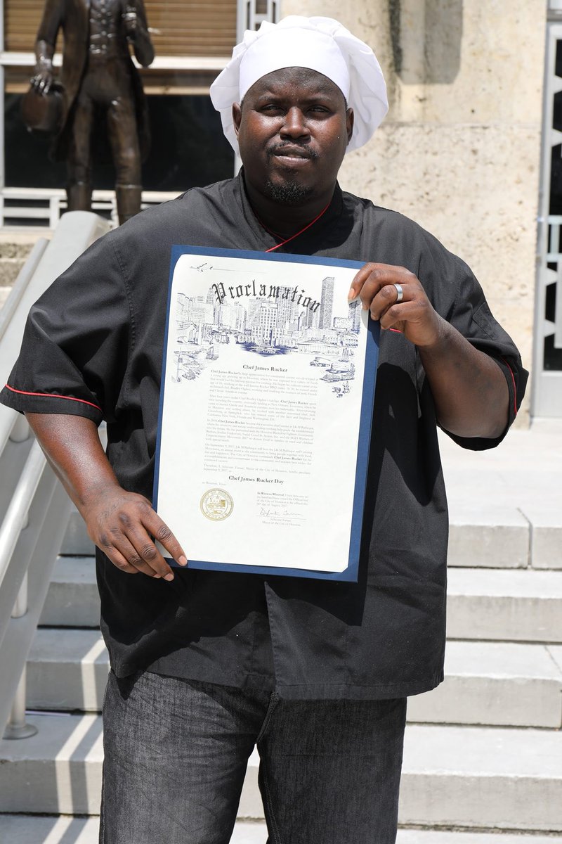 ChefJamesrucker's tweet image. September 9th 2017 became Chef James Rucker Day in Houston 

This my 6th year anniversary celebration on blessings the city big 

Giving back feeding the community with love food and care 

#chefjamesruckerday #sept9th #september9th #houston #chefjamesrucker #chef