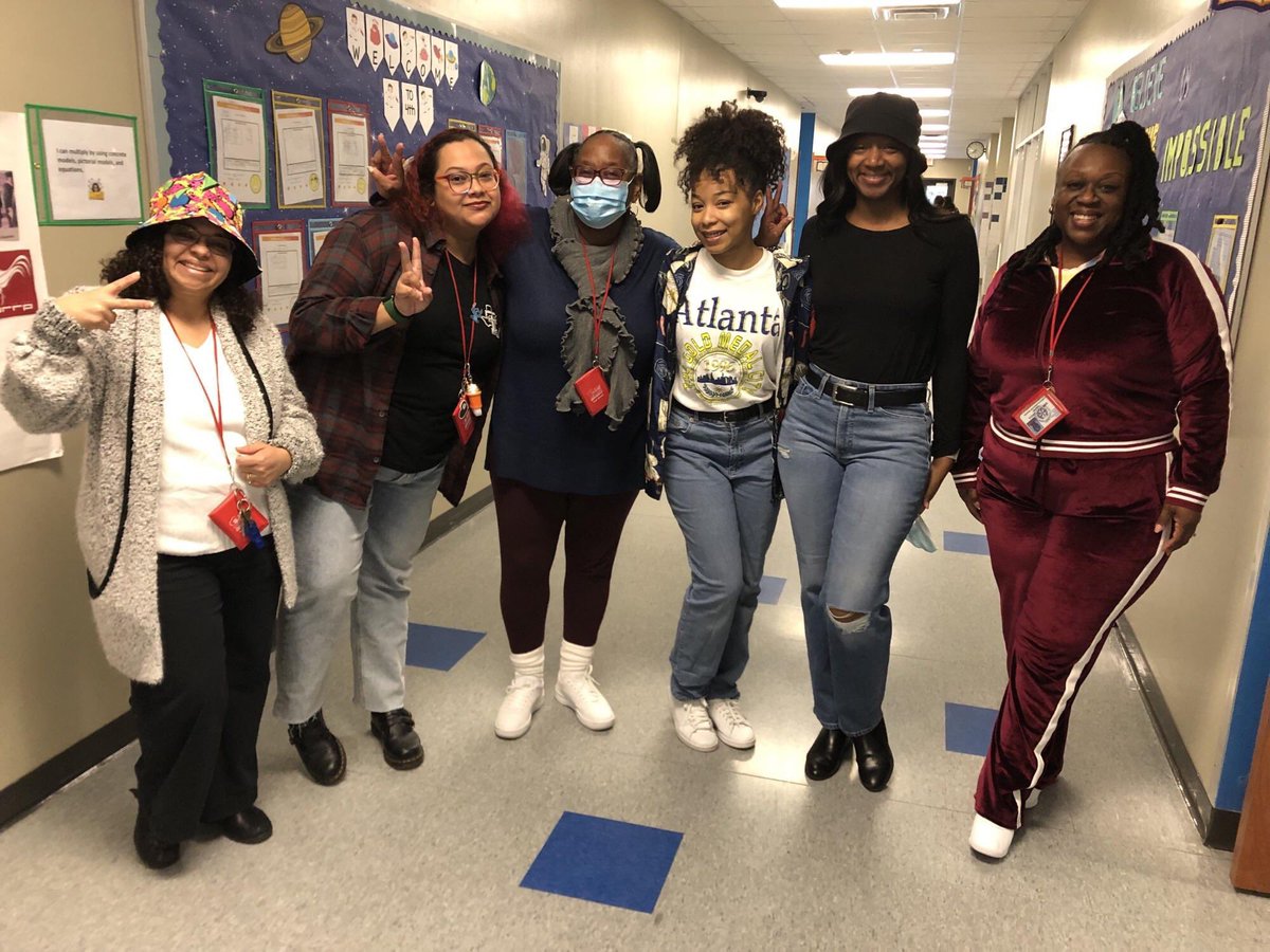 msbowman7's tweet photo. 90 days of school ✅ #90sday https://t.co/d3gOzjhP9O