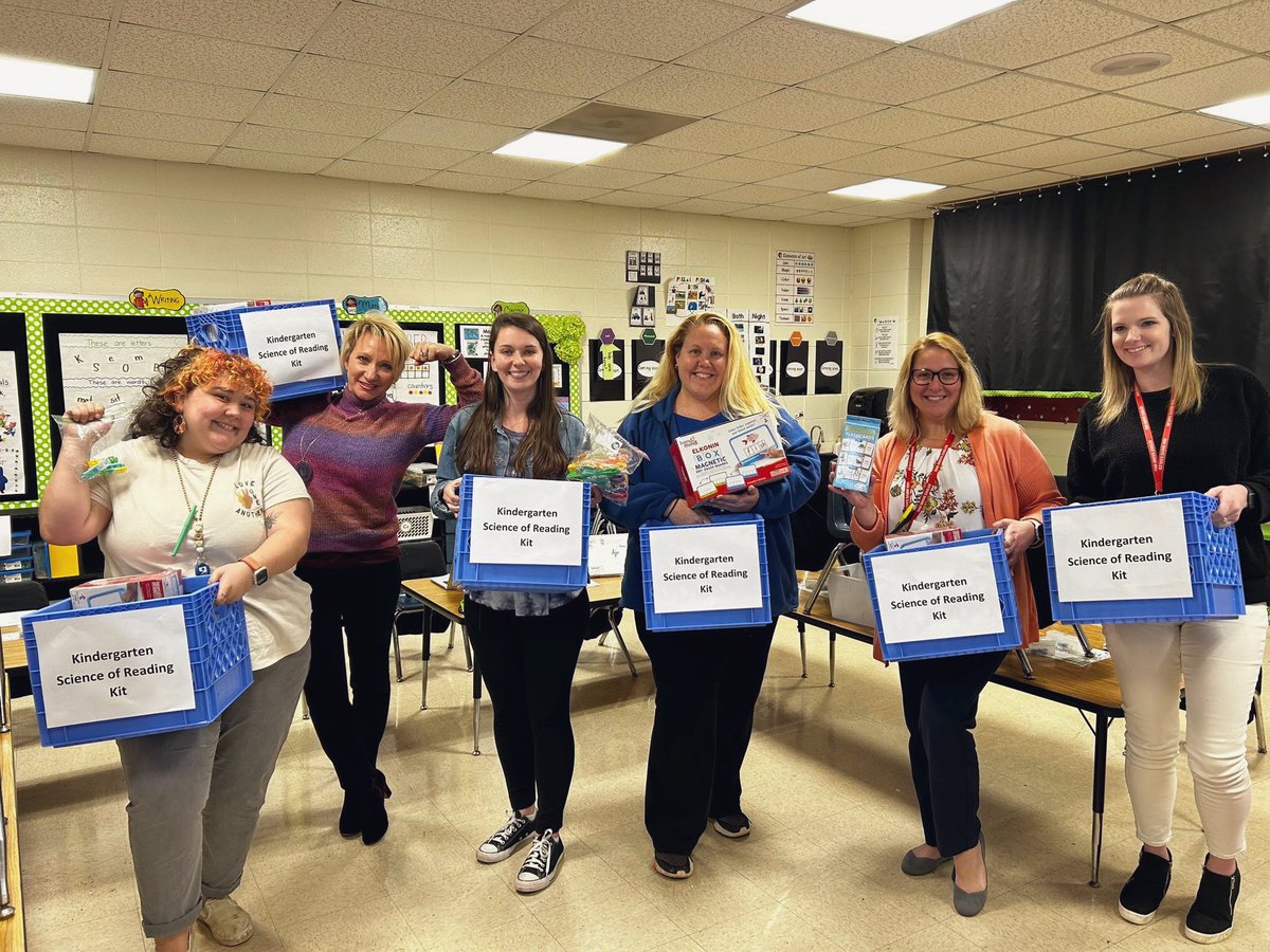 We are so excited for our new  #ScienceofReading kits 🤩 <a href="/OGESeagles/">Oak Grove Elementary School</a> <a href="/LaurenCaccavone/">Lauren Caccavone_CCSD</a>
