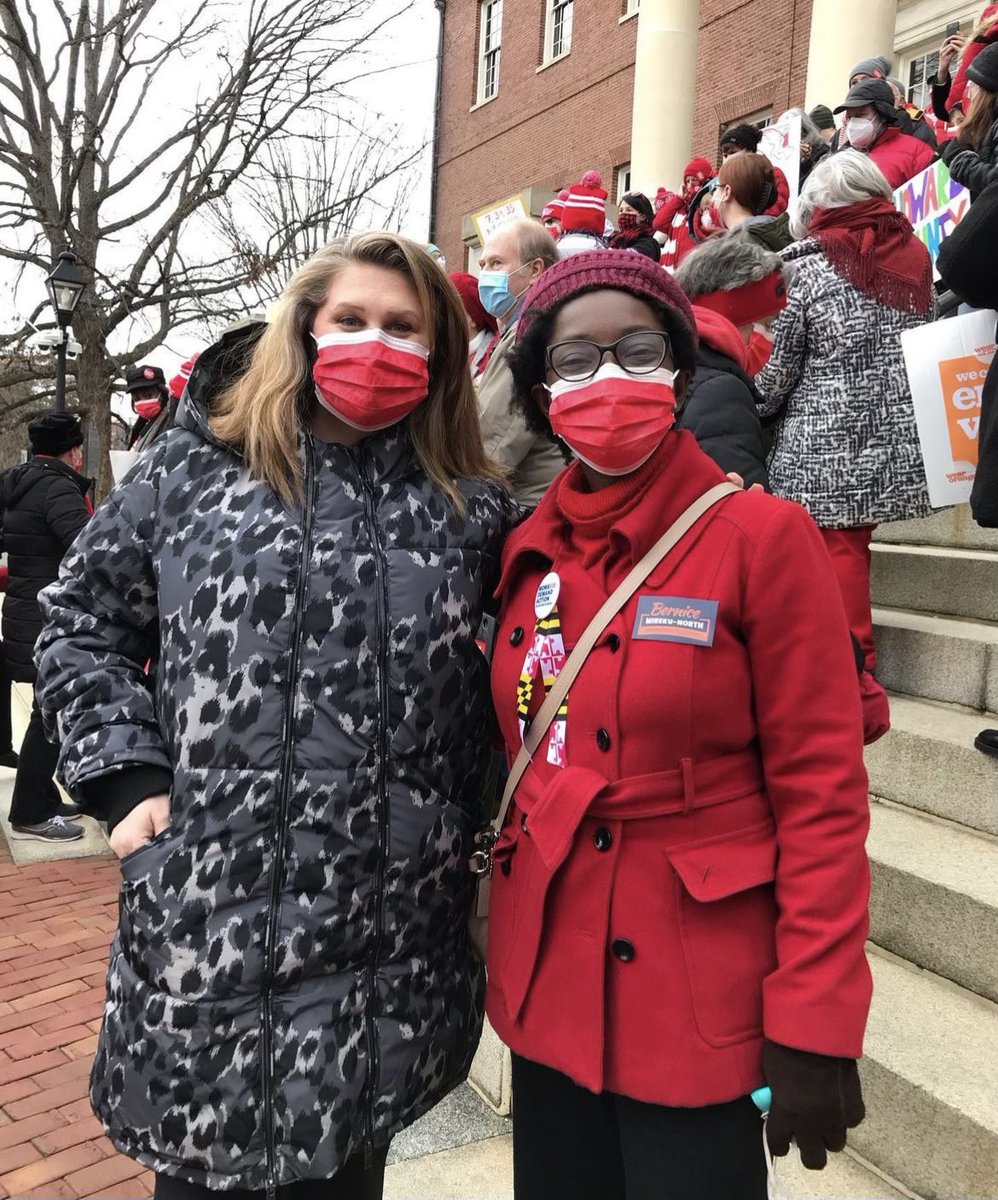 delegatebmn's tweet photo. Exactly one-year-ago, to the date, Myself and my now-Legislative Intern, Omar E. and I joined @MomsDemand and fellow advocates in lobbying the #MDGeneralAssembly to get serious about #GunSafety.
Today, I’m proud to walk the halls of the House of Delegates, representing #D14. https://t.co/2BFehu0MYz