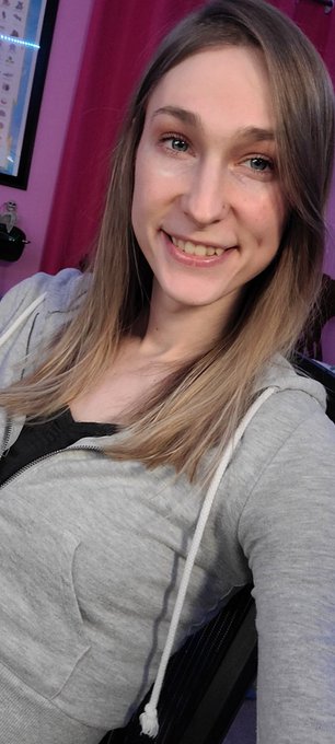 Hiii  I love you! Getting on https://t.co/5nfZ1Awz6C to chat, come get me naked https://t.co/UFy50Ne