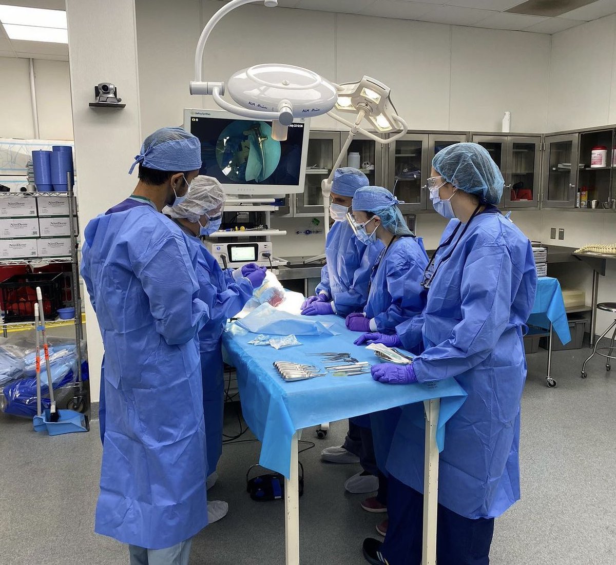 Penn_ENT's tweet photo. #ThrowbackThursday to when the @PennSleepSurg team, Dr. Marianna Evans, and Dr. Anthony Prousi attended the Synthes Skeletal Sleep Surgery Course in the summer of 2022! https://t.co/gFQt6dOWzS