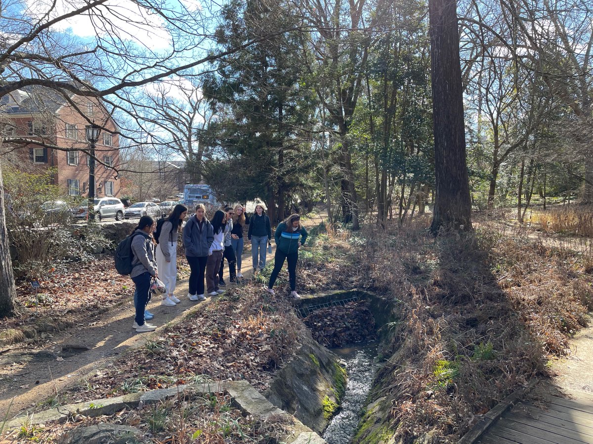 Amazing day at <a href="/UNC/">The University of North Carolina at Chapel Hill</a>  with @fldhzd  and the Sustainable Triangle Field Site group looking at streams and talking about natural and nature-based infrastructure!  Group research project plans coming soon!!