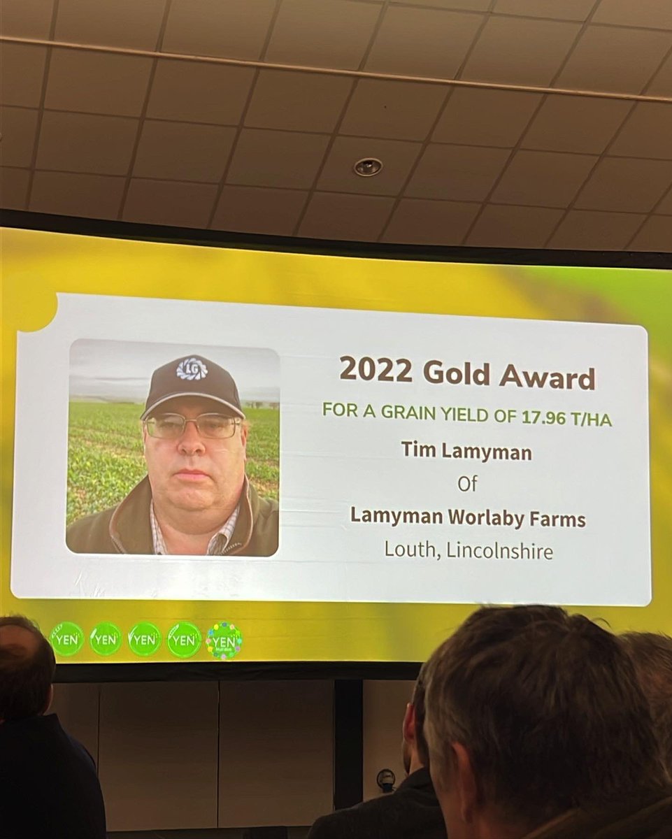 Tim Isaac chaired the @adasYEN Conference this week. A great day celebrating 10 years of YEN and planning for the future. Congratulations to Tim Lamyman for achieving a new world wheat record of nearly 18t/ha!!
@ADASGroup #YEN #yenis10 #wheat #agriculture #worldrecord