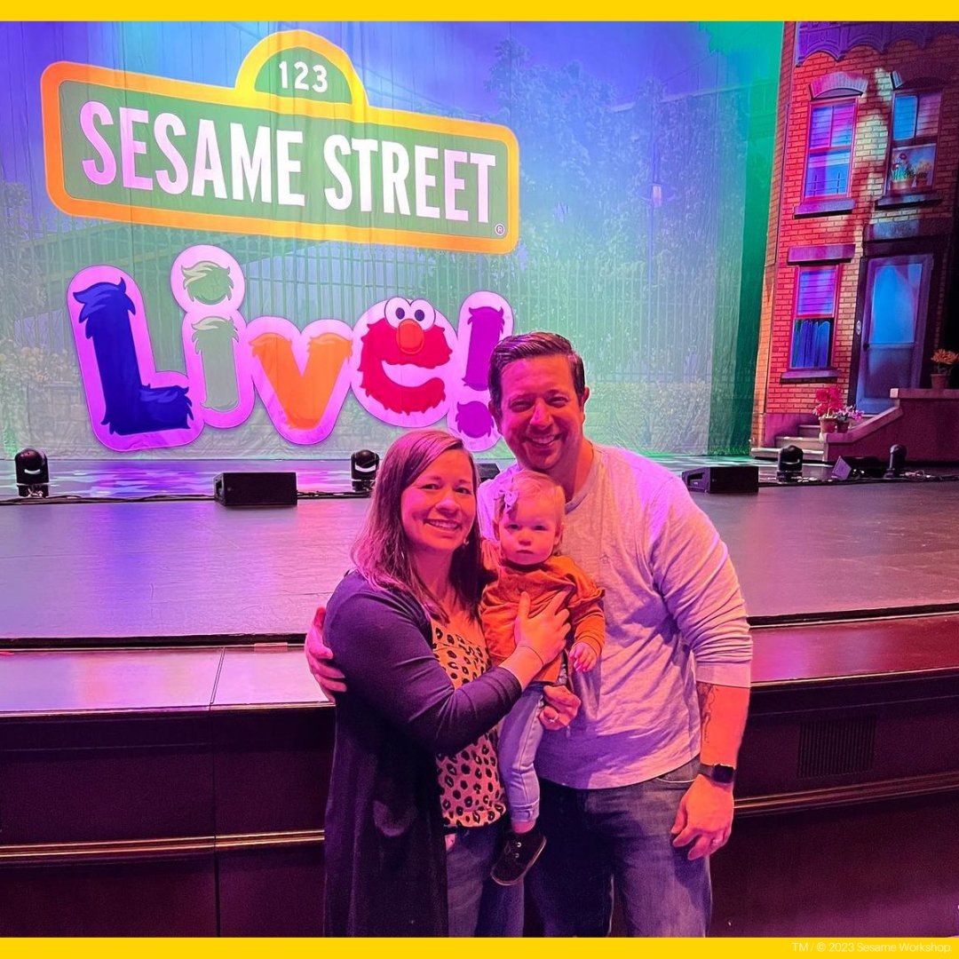 New Year, same big 😁's at Sesame Street Live! Make Your Magic. Buy tickets NOW! feld.ly/3pwi6c