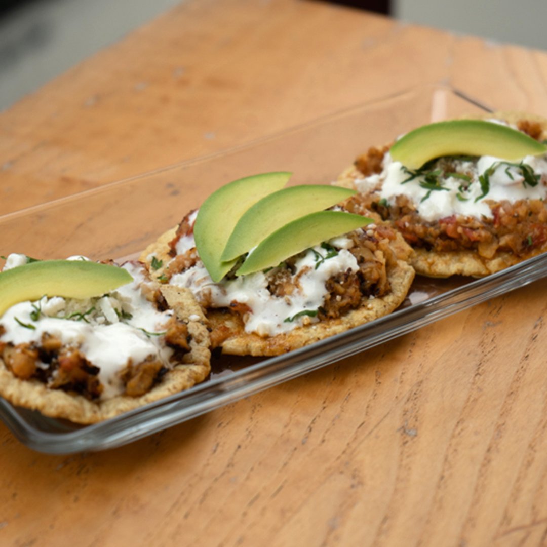 No, no estás soñando, estas deliciosas gorditas de chicharrón las puedes disfrutar en #PenínsulaGrill🫶

#mrc #mrcoyoacán #gorditas #gorditasdechicharrón #antojitosmexicanos #antojitos #comidamarytierra #seafood #mercadogastronómico #mercadogourmet #foodmarket #surcdmx #foodie