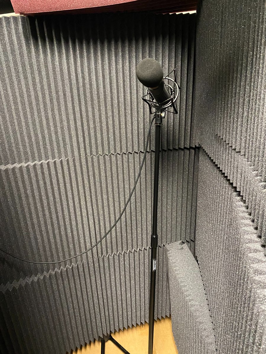 BlansonMedia's tweet photo. We managed to temporarily convert the podcast/voiceover room into a music recording booth with what we have at our disposal. Using Adobe Audition we Laid down the guitar tracks and working on vocals and bass next...@BlansonCTEHS @BenIbarraCTE @AldineCTE https://t.co/uma7K9O6Gd