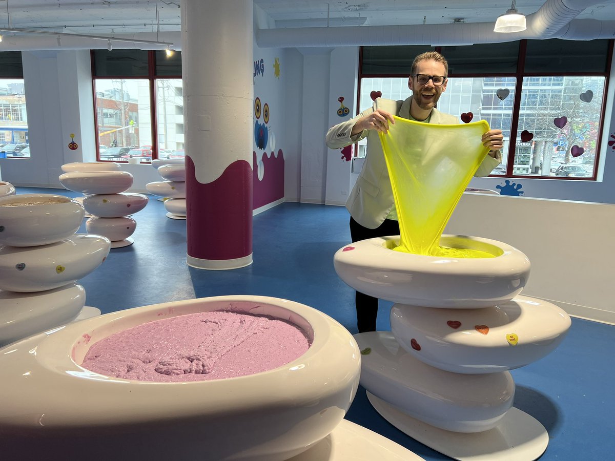 Lisa_Fielding's tweet photo. It’s a slime lovers paradise inside the @Sloomootute ! Come inside the latest immersive, gallery-inspired space designed to peak the senses and bring out the slime lover in all of us! @WBBMNewsradio #sloomooinstitute #slime https://t.co/0Twhwi1Wrb