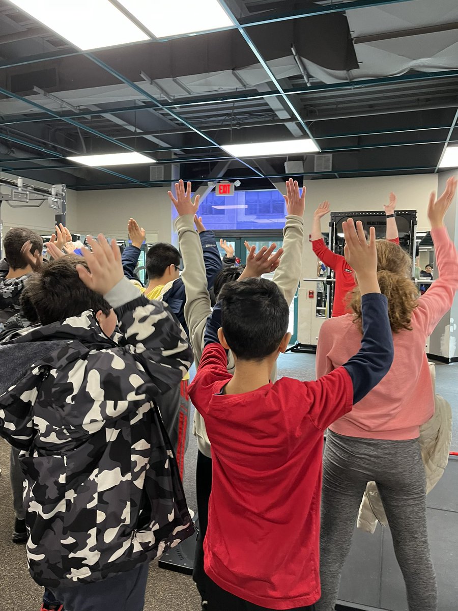 Miss Senneca tweet media