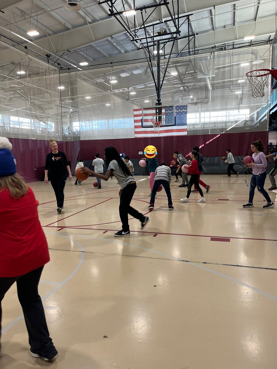 Miss Senneca tweet media