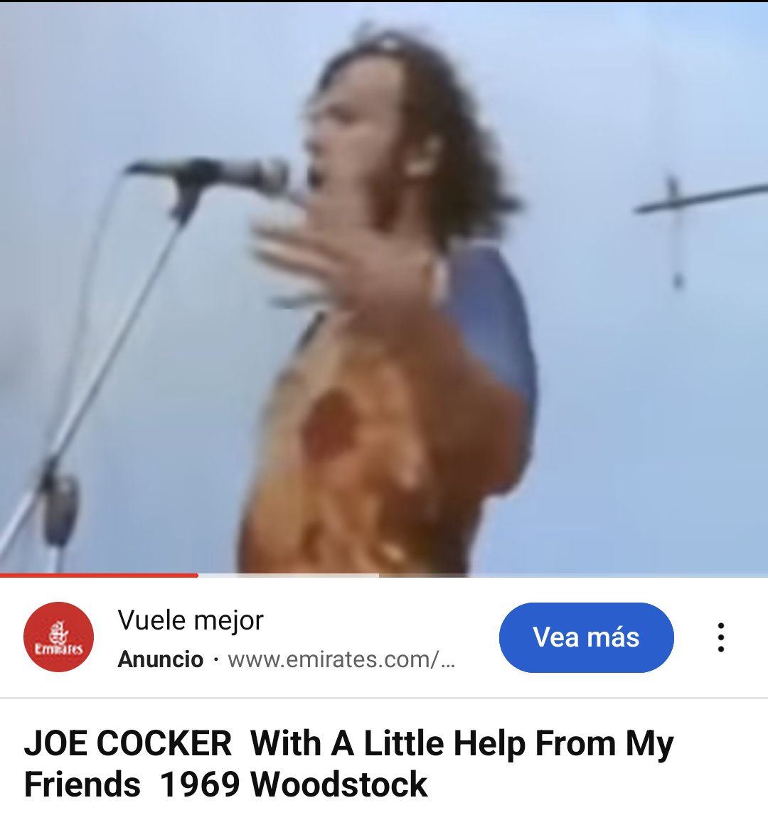 Joe Cocker, Festival de Woodtock 1969. Mai me cansaré d'escoltar i veure aquests concerts. Sobretot perquè me recorda a una persona molt especial que des de ben petita me va traspassar sa seua passió per sa música. Escoltar-los me transporta a aquells dies 💛✨