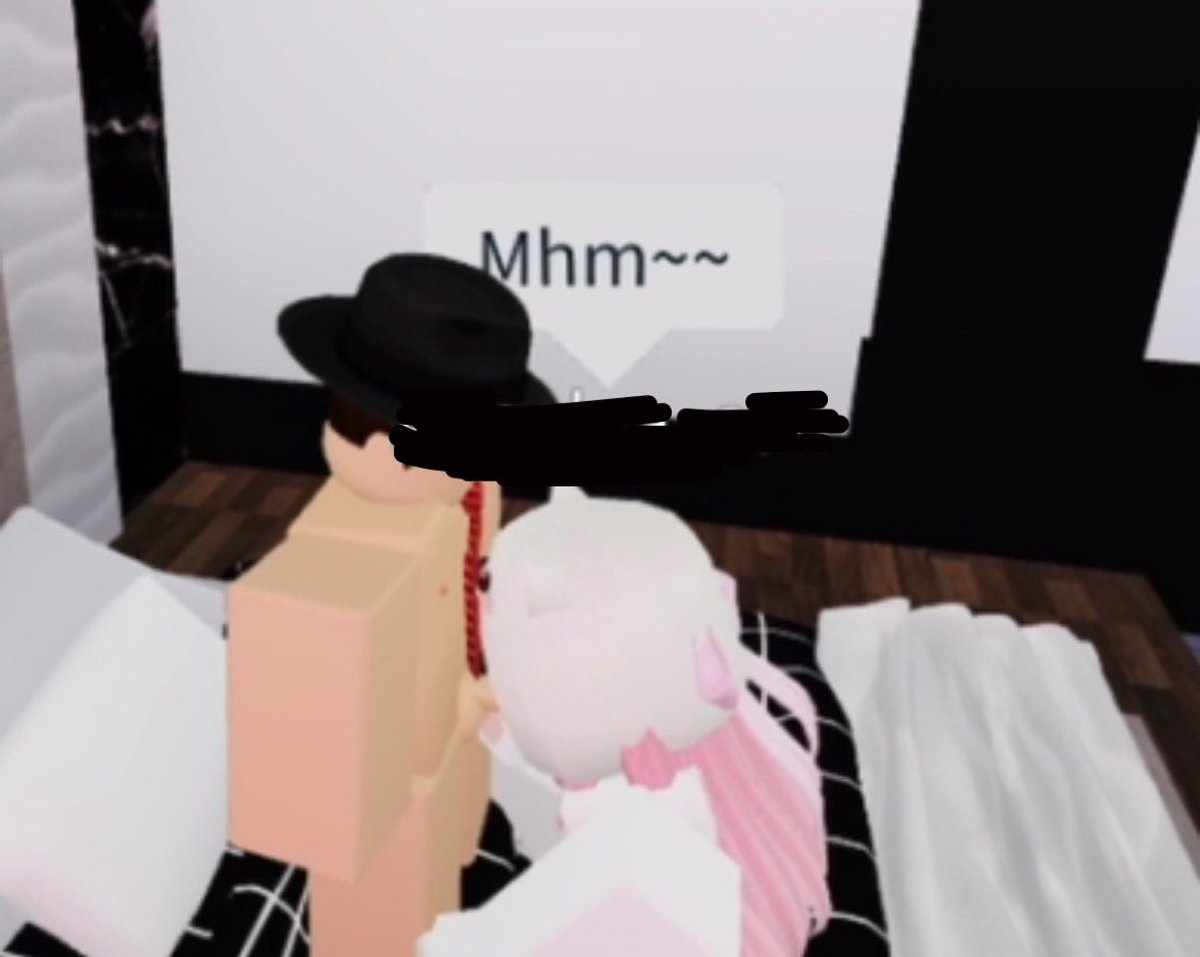coolfoxy2024's tweet photo. Had some fun last night~ #rr34 #Robloxcondo https://t.co/s1IxNQwc2K