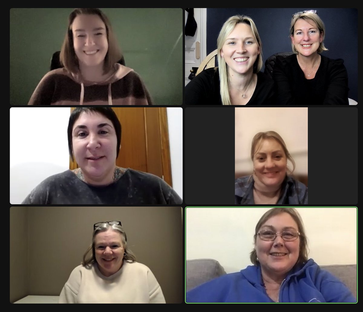 ALAS_lips's tweet photo. This evening, after the launch of our ‘Dilemma Centre’, ALAS members gathered to discuss various professional dilemma’s with their peers - what a thought provoking session it was! 🙄🤯 
#CPD #Lipspeaking #BSL #Interpreting #LanguageServiceProfessionals #LSPs #Reflection #Support https://t.co/dymorjEnpf