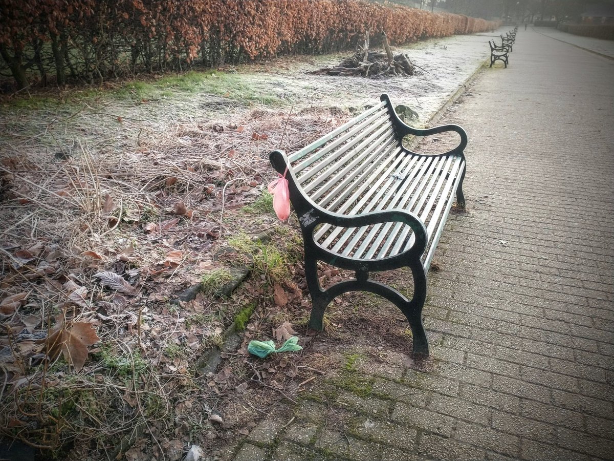 Andrew James tweet media