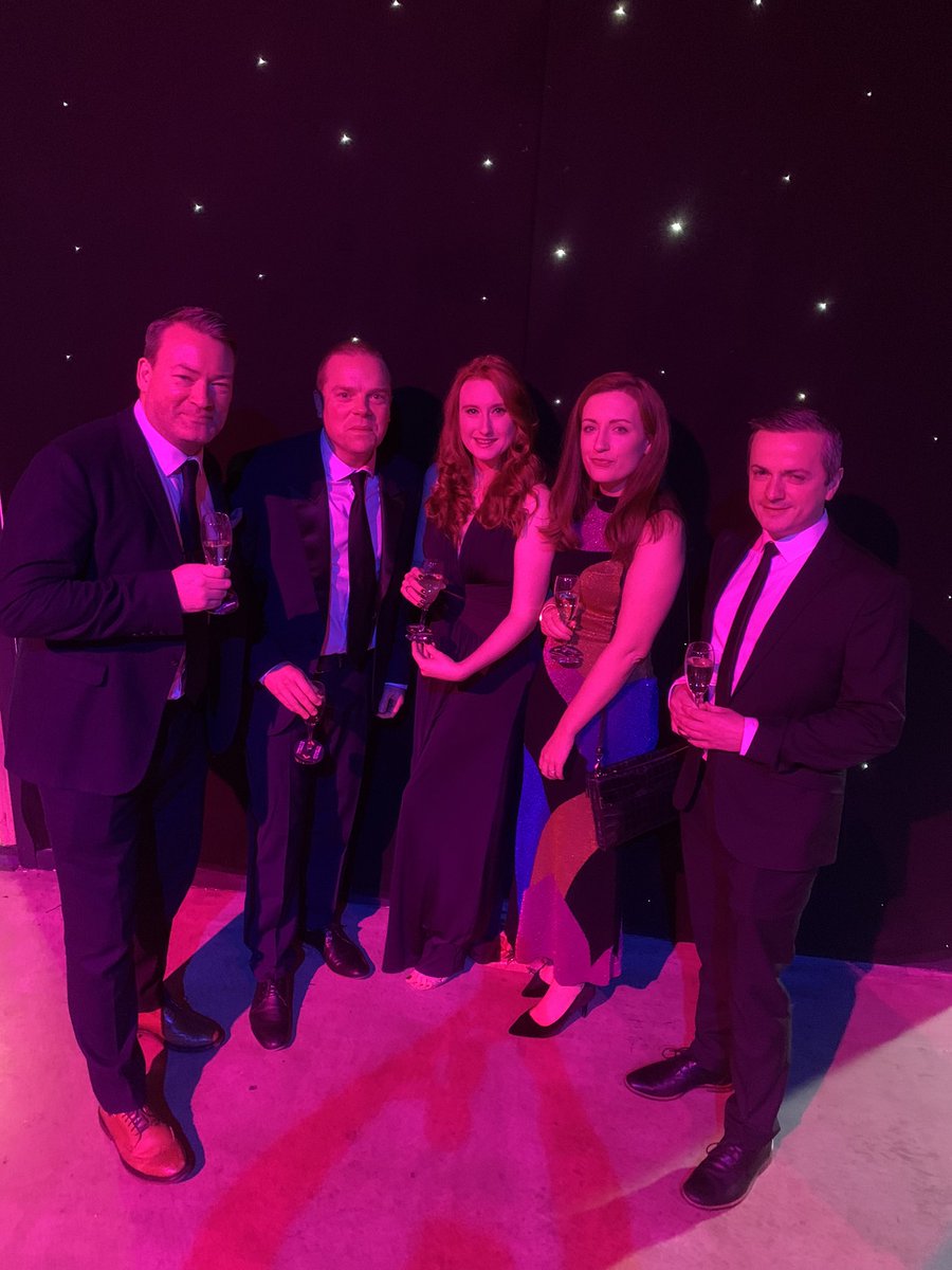 Team Bonded at the #NorthernDigitalAwards 

We’re up for 3 awards tonight - inc Best Integrated Agency!…

Super proud 😃