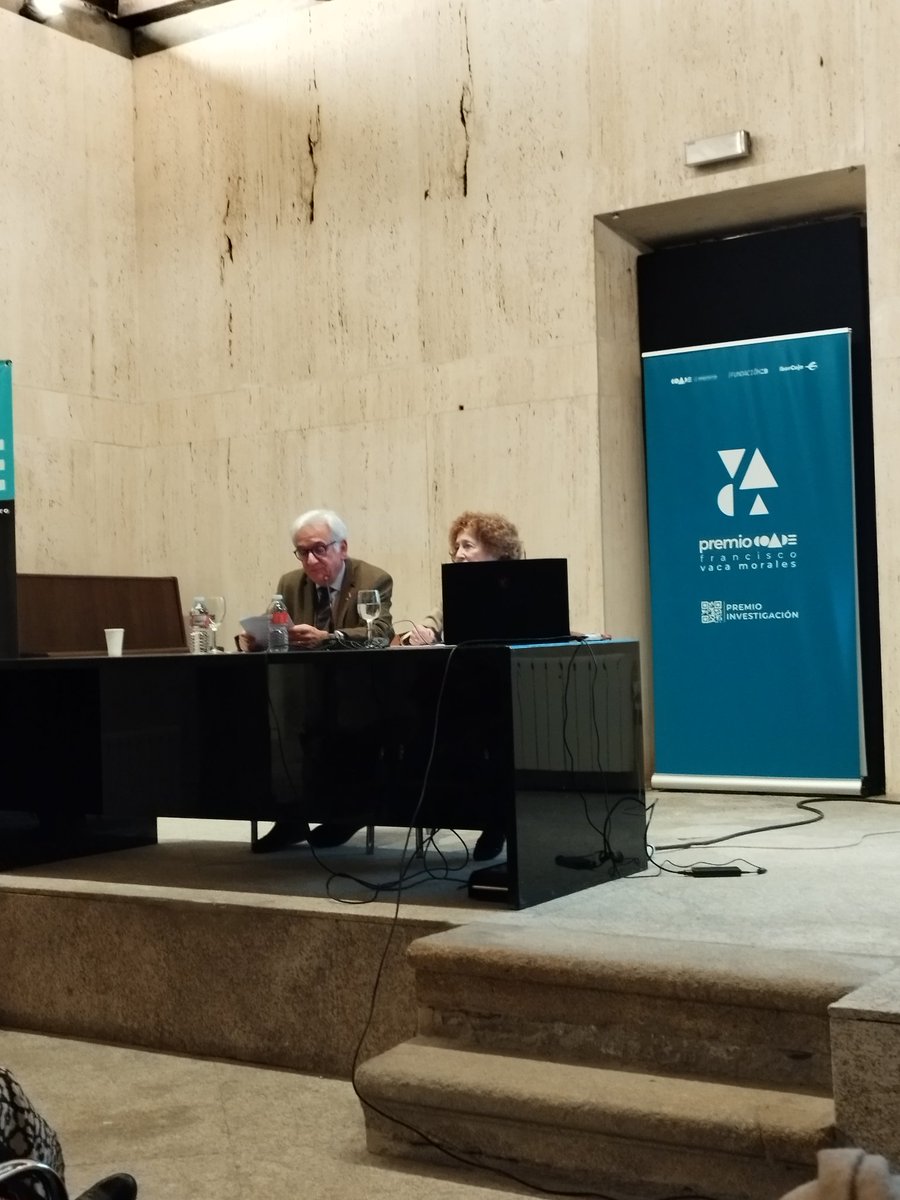 ArquiExt_COADE's tweet photo. Conferencia de María del Mar Lozano Bartolozzi en #Cáceres sobre el arquitecto y urbanista Ángel Pérez.
Dentro del ciclo dedicado al lanzamiento del Premio editorial COADE Francisco Vaca Morales
#premioCOADEfvm
#premioeditorial
C @CSCAE @decano_COADE https://t.co/l0c65L4CRX