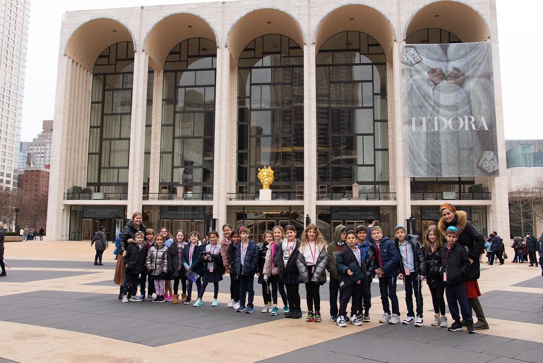 RamazSchool's tweet photo. Nothing beats a trip to @LincolnCenter🎶. Yesterday, third graders listened to the @nyphil and excitingly, the program also featured the world premiere of new music by Angelica Negron. It's safe to say that students had an unforgettable experience! #MusicEducation #GenRMZ https://t.co/SE5bxCUk0O