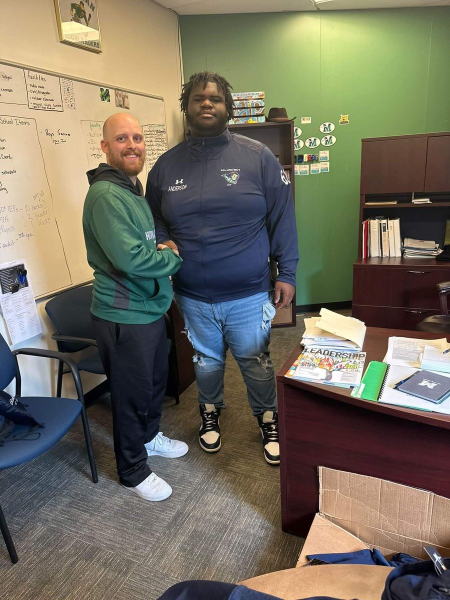 mckeanprincipal's tweet image. All-District &amp;amp; Academic All-State jackets came in! Proud of these boys! ⚔️#ITSAGREATDAYTOBEAHIGHLANDER