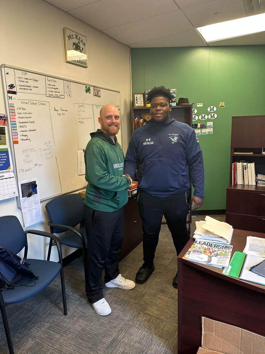 mckeanprincipal's tweet image. All-District &amp;amp; Academic All-State jackets came in! Proud of these boys! ⚔️#ITSAGREATDAYTOBEAHIGHLANDER