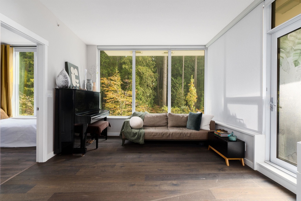 Welcome to Eton by Polygon.The 3 year new building located in the sought after UBC area. Call today for your private viewing!⁠
⁠
⁠
306 3487 Binning Road, Vancouver | $1,088,000 | 2 bed, 2 bath | More info: westmar.ca/listing/?id=26…