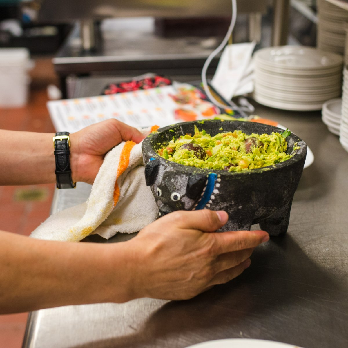 lostresmagueyes's tweet photo. Why settle for less than exceptional? With us, you won't have to. Everything from our guacamole appetizer to our sizzling fajitas are artfully prepared and deliciously fresh. https://t.co/FzmZJgsMeN