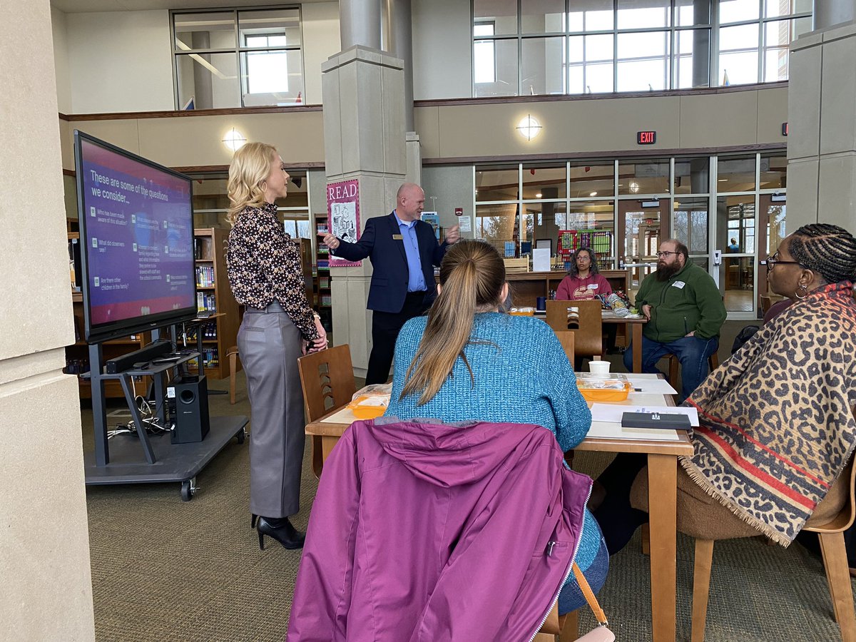 HSESchools's tweet photo. A big thank you to @blawson_lcsw, @_Mike_Johnson and officers from our SRO Unit for speaking with HSEngaged on Mental Health and School Safety. The work behind each, goes hand-in-hand, making our schools a better place for students. https://t.co/p6jzspOLfk