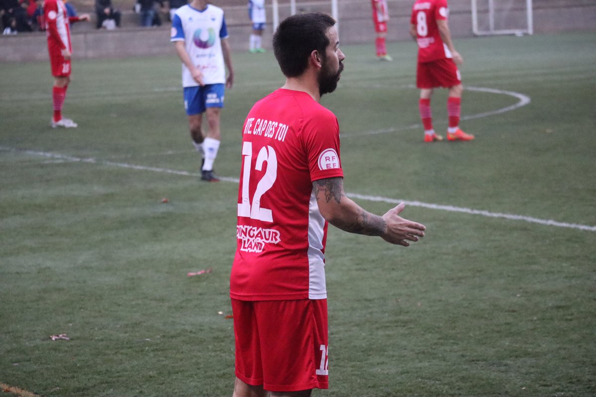 cemanacor's tweet photo. GRÀCIES TOMEU SANCHO👏‼️

Un dels nostres capitans i manacorins del equip, de sempre amb el club, no continuarà amb noltros el que resta de temporada. 
Gràcies per la teva feina, la teva entrega, et dessitjam el millor, que saben que prest arriba de nou! 👶♥️ #OrgullManacori https://t.co/3y5lZitMwr