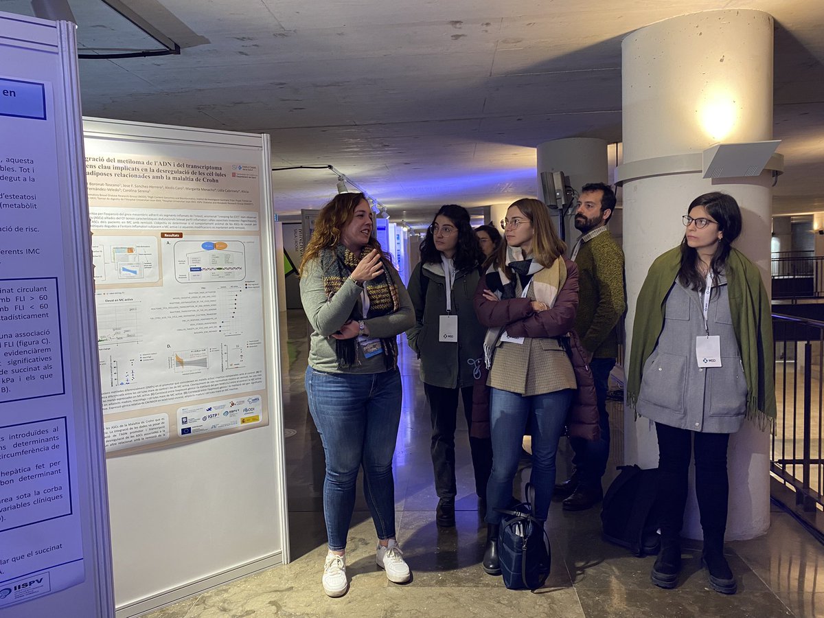 <a href="/DiandraMonfort/">Diandra Monfort</a> presentant el poster d’integració d’#omiques per explicar la desregulació de les #stemcells  en #crohn al congres de la <a href="/SCDigestologia/">SCDigestologia</a> <a href="/IBODI_Group/">IBODI Group</a>