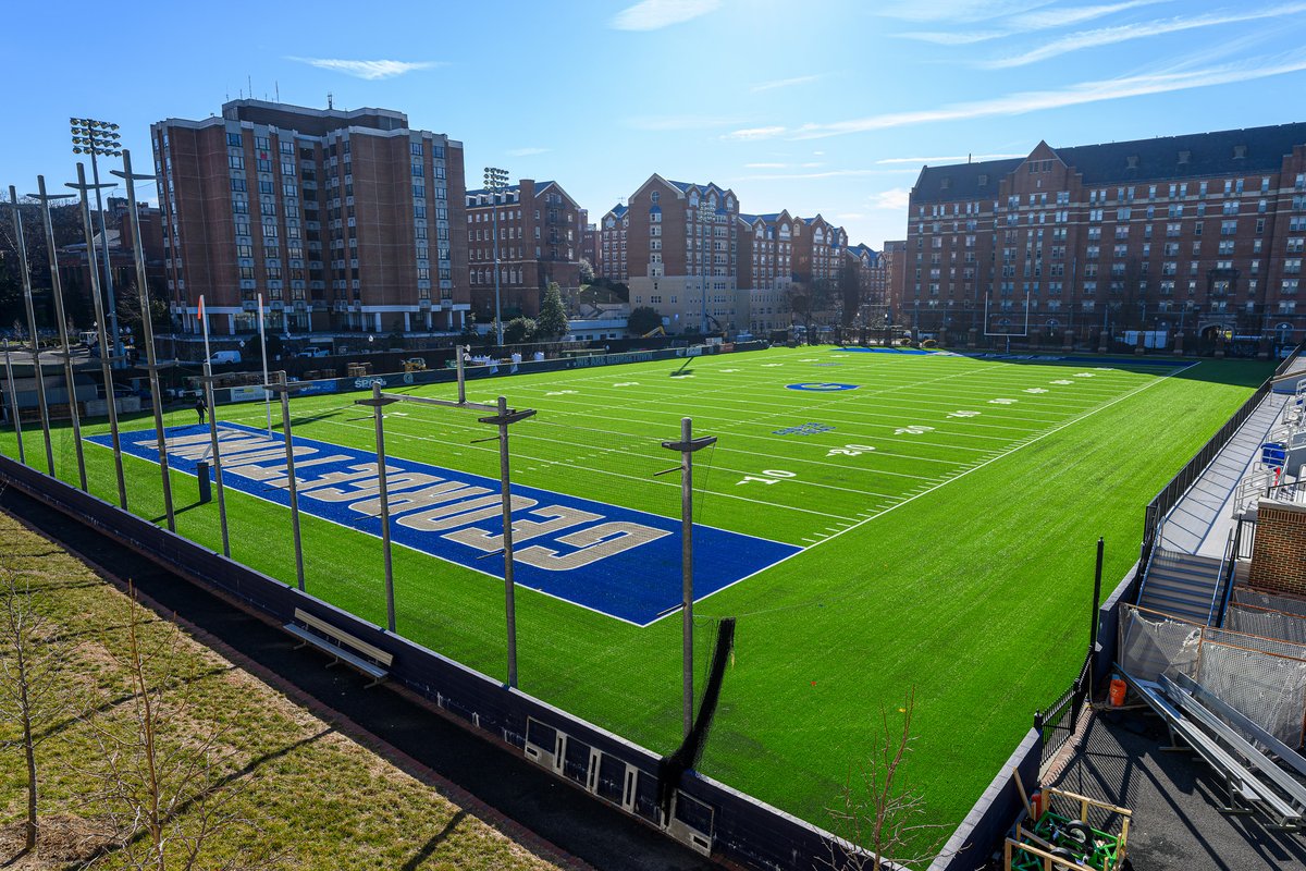 New year, new turf 😍

#HoyaSaxa
