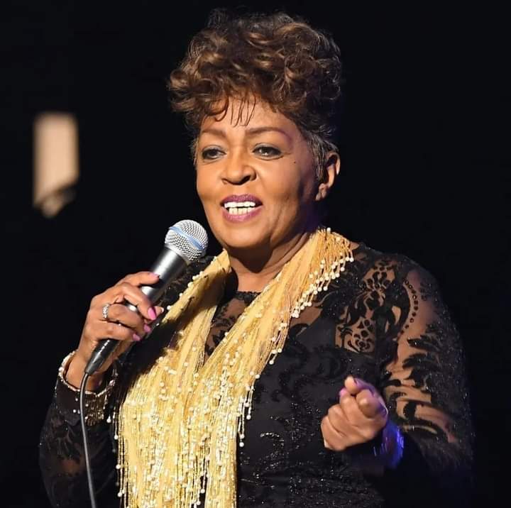 Happy Birthday to Anita Baker! One of my favorite singers. 