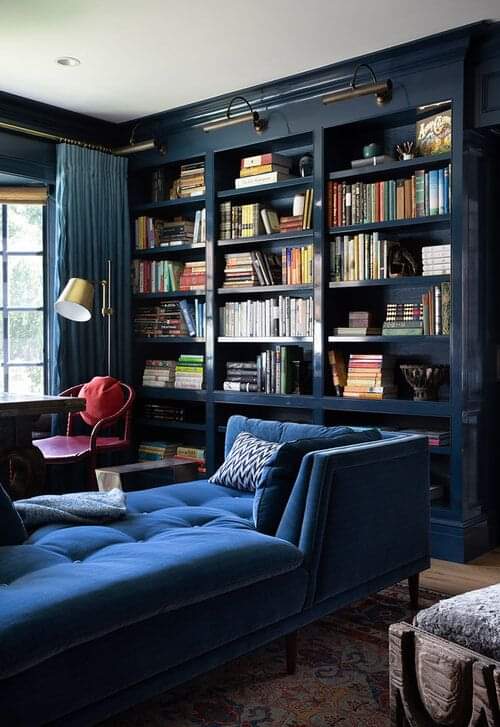 Booklicious5's tweet photo. Day dreamer 
Meets
Night Thinker  
Lock-in !

#bookroom https://t.co/HdWXG1gST3