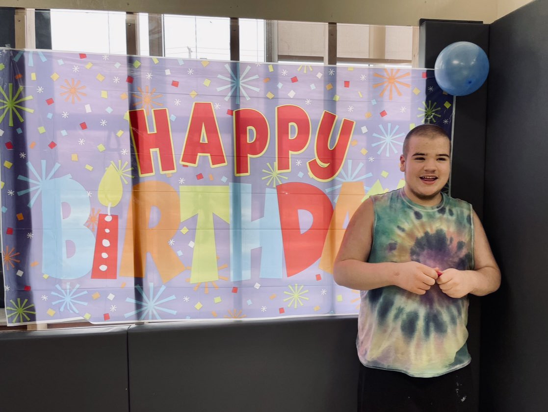 MrsDuic's tweet photo. What a great week celebrating L’s birthday! ❤️🎉 so thankful for all our @JohnCampbellPS staff and students for coming to celebrate with us 🎈 #gains2crew @MissSanford674 @Dana52300 @MsBurgon @Gainsclassroom @JenDaskalakis @Newtonjn13 https://t.co/7MUGlZLO9t