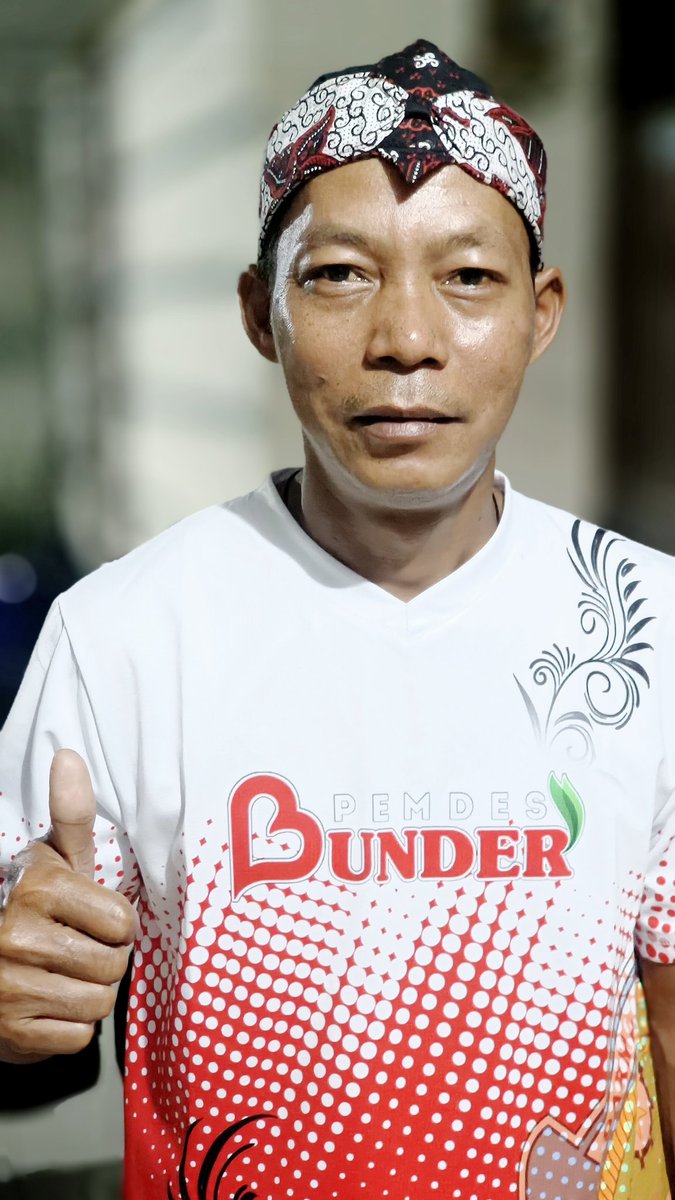 DeddyDoankdd's tweet photo. Tshirt Pemdes Bunder Jimpret.
Kecamatan Widasari Kabupaten Indramayu.
#jimpret
#bunder
#pemdesbunder
#jimpretbunder
#bunderjimpret
#bundersertani https://t.co/xWWUa7xBoG
