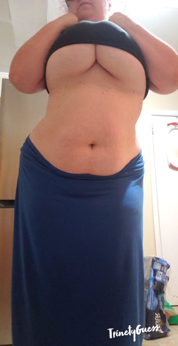 Morning y'all - dont forgot my https://t.co/012JE1IX9d is on sale for just a few more days 😏 https://t<a href="/tag/newprofilepic"class="tags"><span>#newprofilepic</span></a>