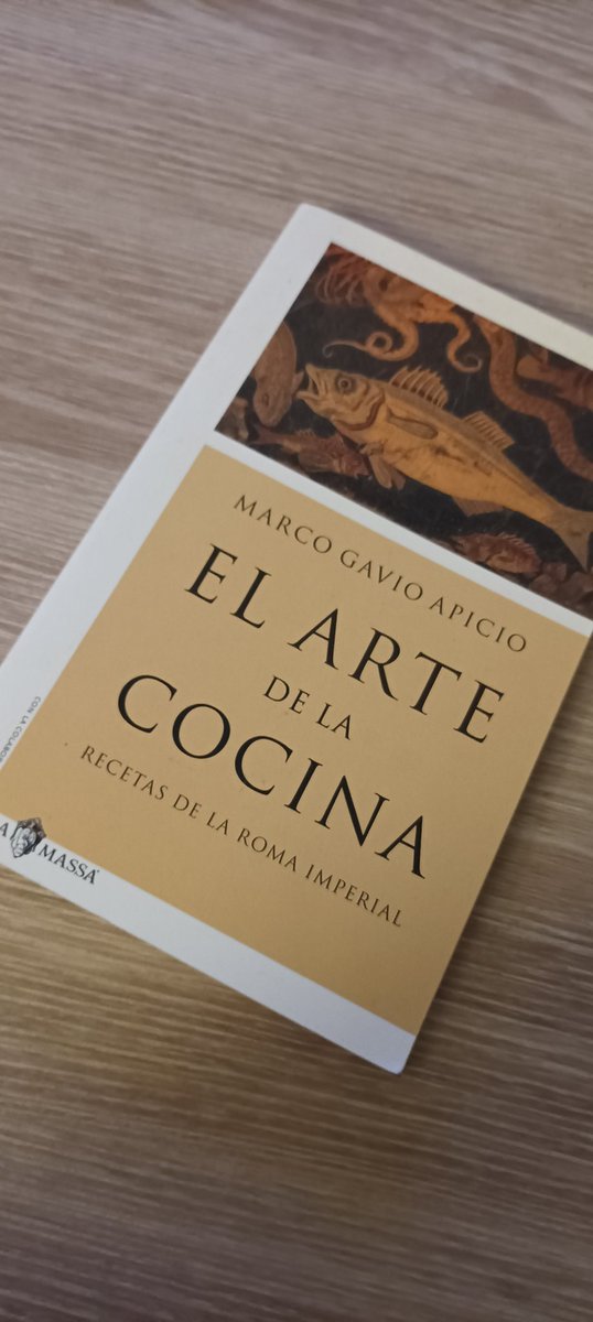 SauraFina's tweet photo. @PijusMagnificvs , creo que era éste libro que el estas esperando para hacer recetitas romanas... Yo aquí lo dejo por si eso... Si tiene que viajar que viaje 🤭 https://t.co/msbTKu0vIv