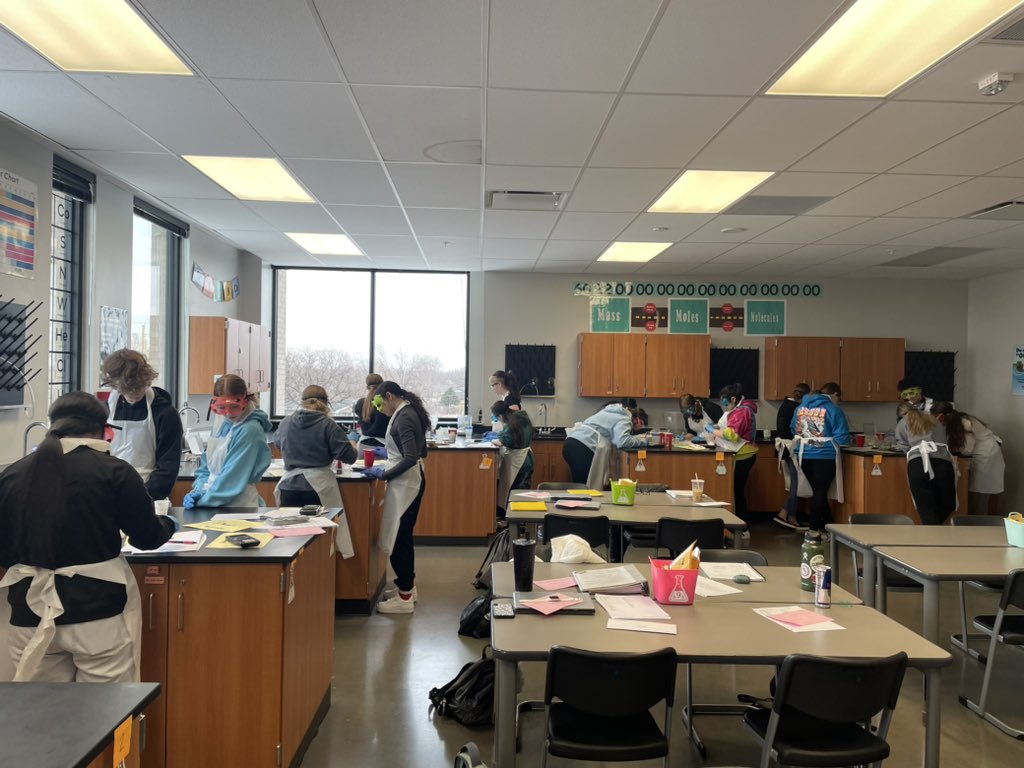 We are back in the lab for the first time this semester with our practical mole lab! Students are using their knowledge of molar conversions to measure amounts of different compounds #305growsgreatness