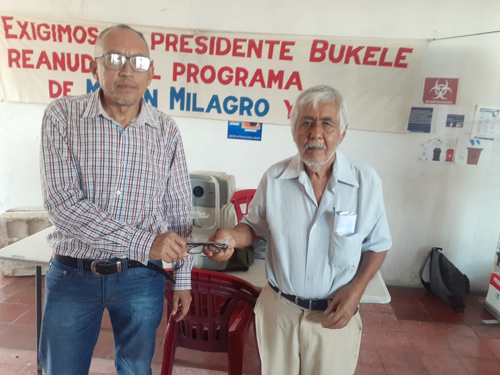 x.com/RedsommSV/stat…