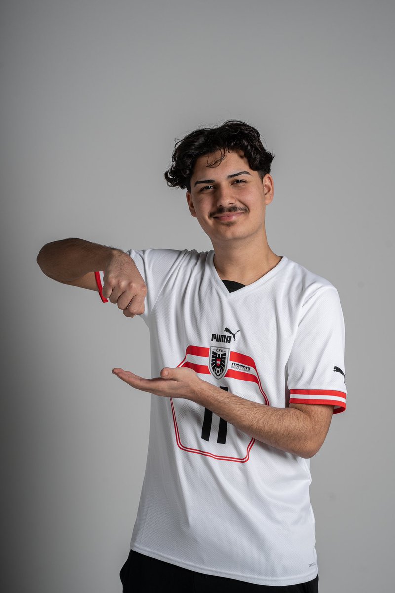 yigityz_ tweet media