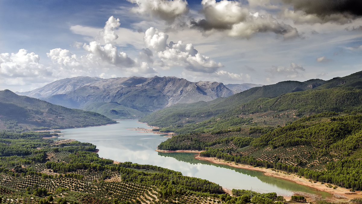 ESEGAR1's tweet photo. Maravillas de España 🇪🇸.
Jaén paraíso interior, hoy paisajes…
1. Sierra de Segura: El Tranco desde. Hornos.
2. Quesada: Puerto de Tiscar.
3. Desde la Cruz del cerro de Santa Catalina.
4. Pantano del Quiebrajano. https://t.co/QoWcTllGD8