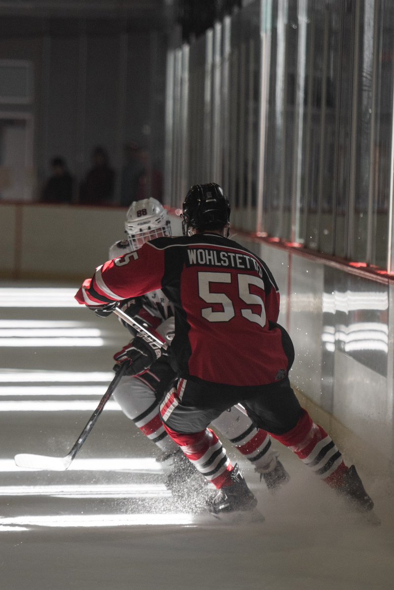 eliteprospects's tweet image. in the spotlight 🔦

📸: Dave Hill Photography

#EPCS #EPCupSeries