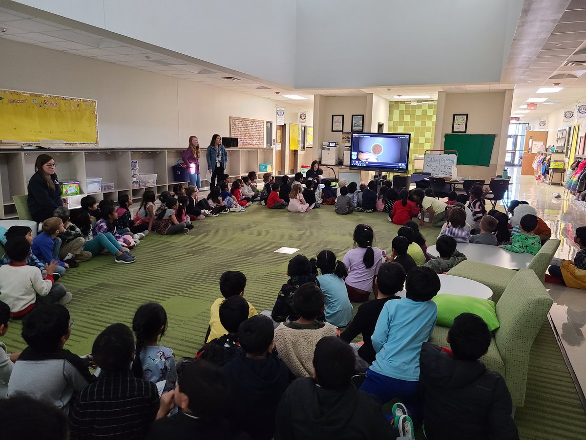 Mrs Barone's Firsties tweet media