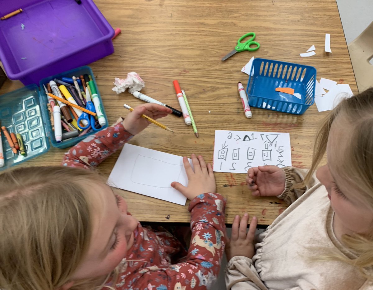mrs_interdonato's tweet photo. Today in Kinder art: lovely hearts, a step-by-step plan for a cardboard rocket ship and a pumpkin person that inspired other collage people. @HorizonElem89 https://t.co/gqWLHndw8f