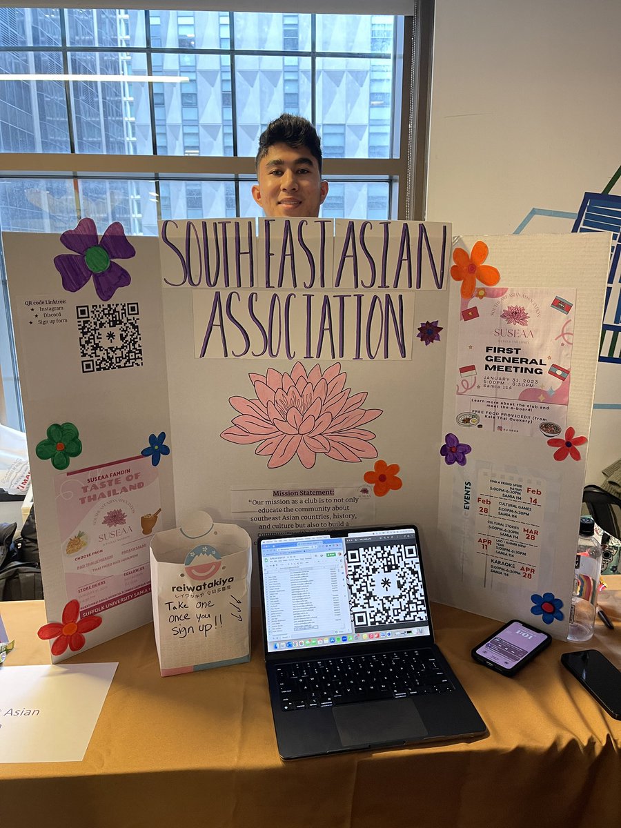 BeatoJaeel's tweet photo. “I myself am not South East Asian or Asian at all, but I honestly found a real community.”
The ‘South East Asian Association’ at @Suffolk_U welcomes everyone all across the board!
#SouthEastAsianAssociation #suffolku #jr103 https://t.co/1SM3nIjaQo