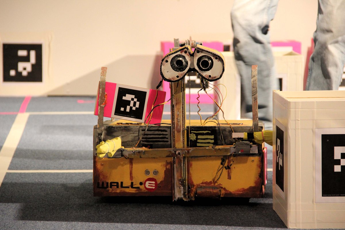 Student Robotics tweet media